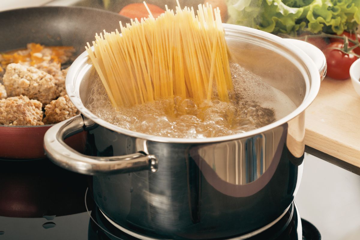 How Long to Cook Spaghetti?